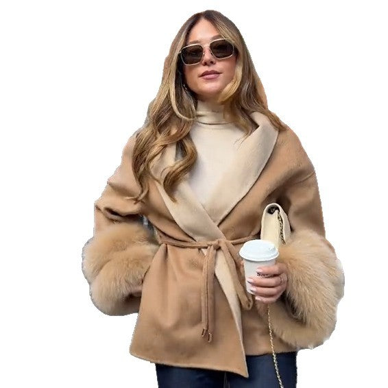 Damen Elegante Kurzjacke mit luxuriösen Fellverzierungen Drune