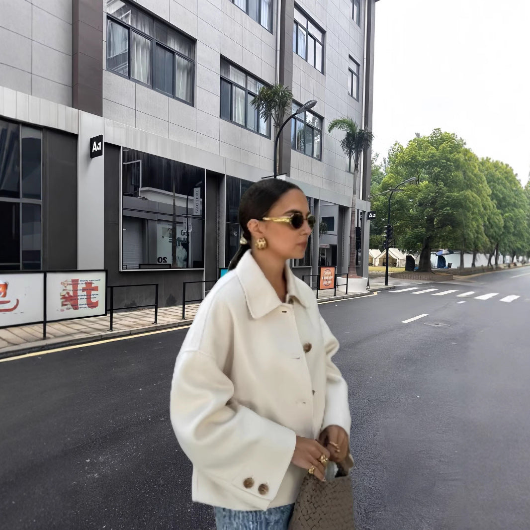 Damen modische Kurzjacke mit eleganten Knopfdetails Drune