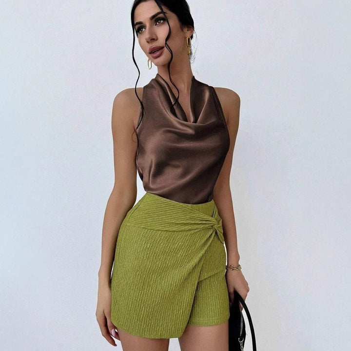 Damen Elegantes Satinoberteil mit schickem Wasserfall-Ausschnitt Drune