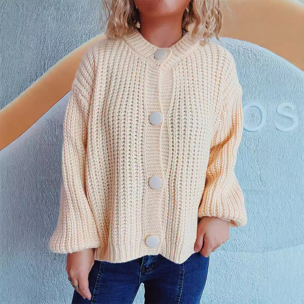 Damen Grobstrickjacke mit ballonförmigen Ärmeln und dekorativen Knöpfen Drune