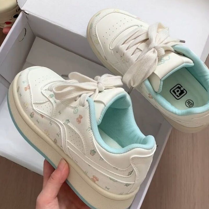 Damen Bequeme Freizeitsneaker mit floralem Design Drune