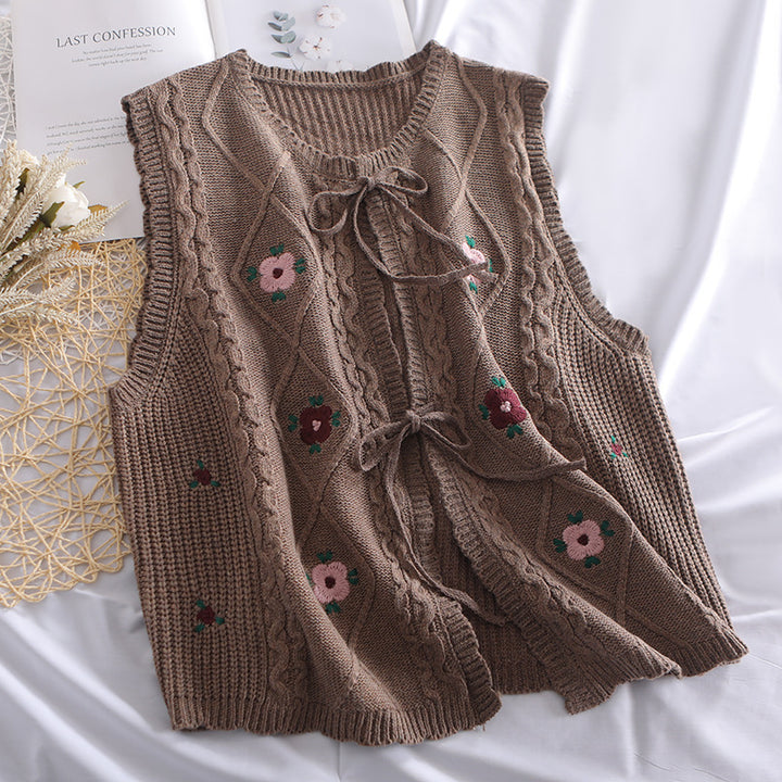 Damen Strickweste mit romantischen Blumenstickereien Drune