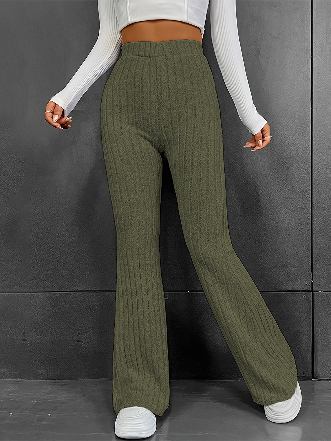 Damen weite Strickhose mit feinrippigem Design Drune