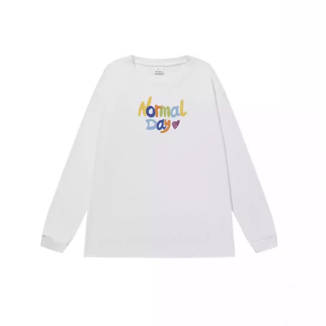 Damen lässiges Langarmshirt mit buntem Schriftzug Drune