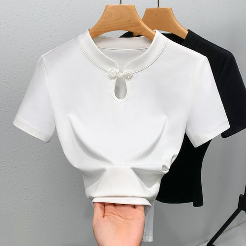 Damen Kurzarmbluse mit elegantem Rundhalsausschnitt und floralen Knopfdetail Drune