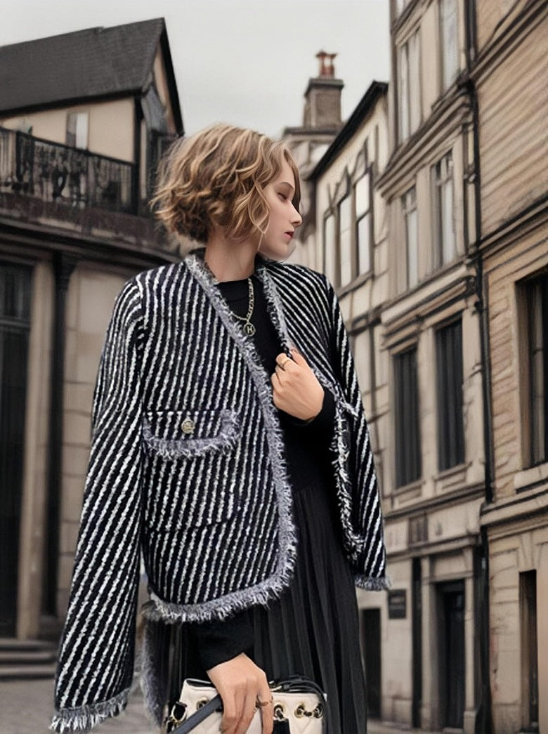 Damen Strickjacke mit dekorativen Knopfdetails und fransigem Design Drune