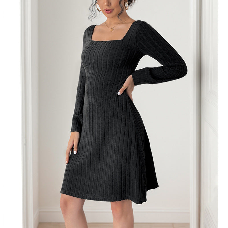 Damen Strickkleid mit eckigem Ausschnitt und langen Ärmeln Drune