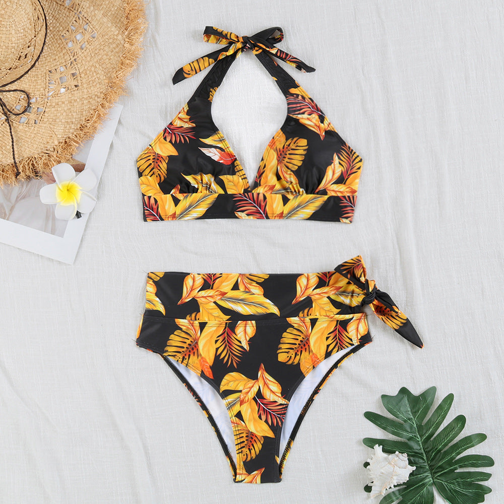Damen Bikini-Set mit verspieltem Haltertop und hochgeschnittenem Höschen Drune