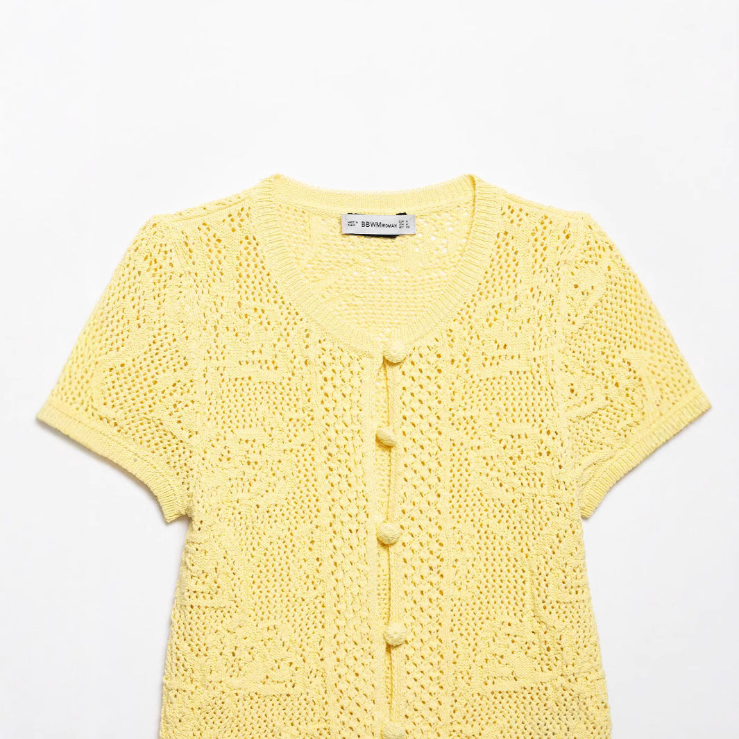 Femme Kurzarm Strickjacke mit Texturierten Mustern Drune