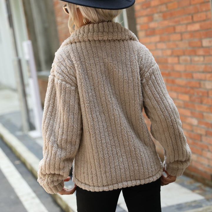 Damen Plüschjacke mit strukturiertem Fleece und modernen Knopfdetails Drune