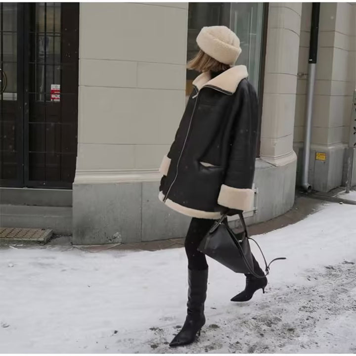 Damen Kunstlederjacke mit weichem Teddyfutter und praktischen Taschen Drune