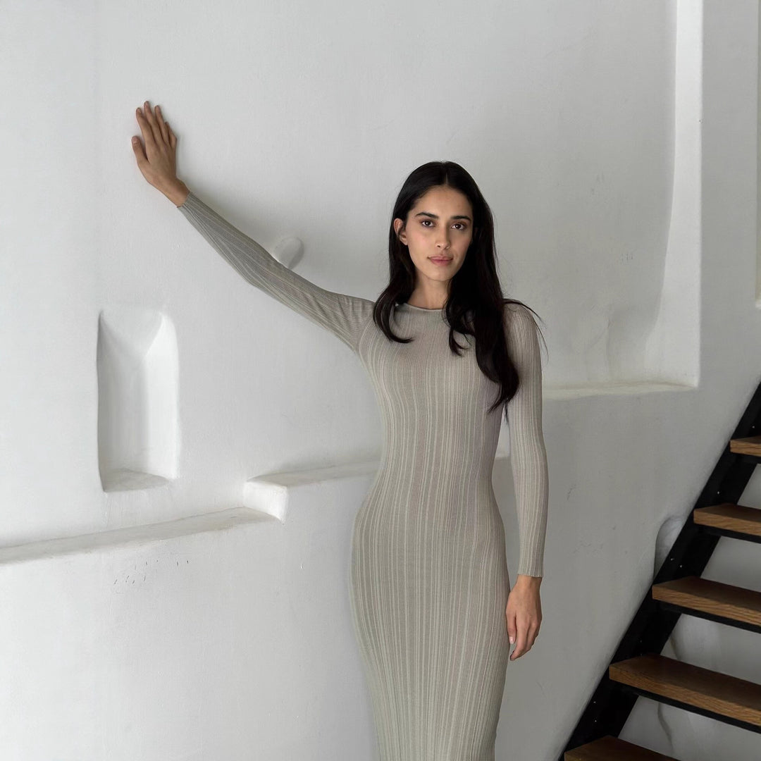 Damen Elegantes Rippstrick-Maxikleid mit langen Ärmeln und figurbetontem Schnitt Drune