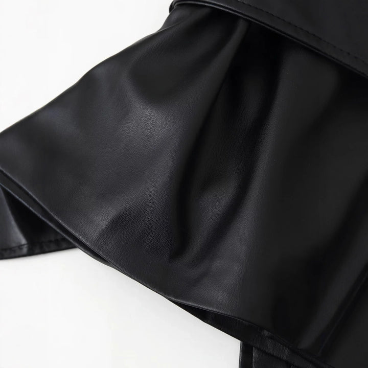 Damen Kunstlederjacke mit eleganten Knopfdetails und Gürteldesign Drune