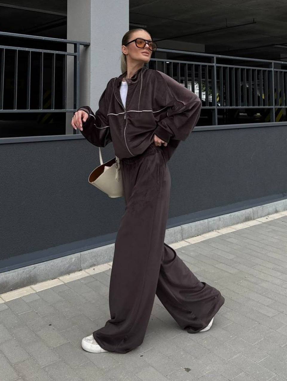Damen sportlicher Velours-Loungewear-Anzug mit weitem Schnitt und elastischem Bund Drune