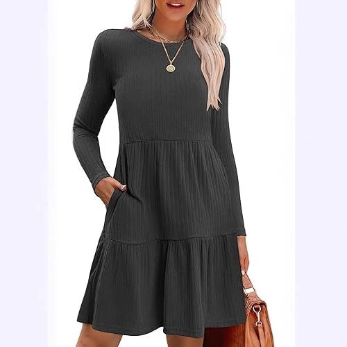Damen gestricktes Midikleid mit voluminösem Rockteil und feiner Rippenstruktur Drune