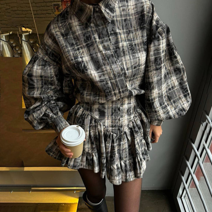 Damen Karottenkleid mit voluminösen Ärmeln und verspieltem Rüschensaum Drune