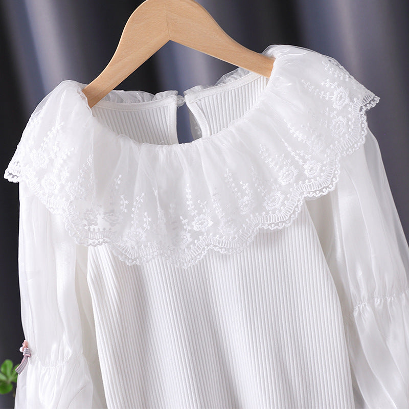 Damen elegante Bluse mit romantischem Spitzenkragen und Rüschendetails Drune