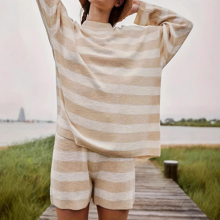 Damen gemütliches Strickset mit Crewneck und Streifenmuster Drune
