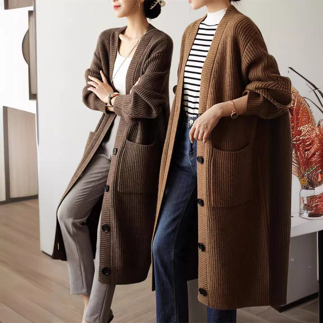 Damen großzügig geschnittener Strickcardigan mit praktischen Taschen und dekorativer Knopfleiste Drune