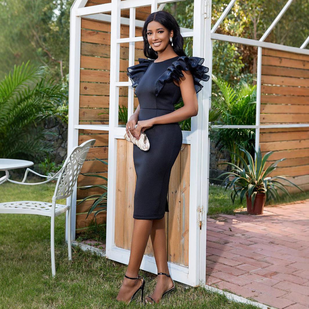 Damen Elegantes Kleid mit Rüschendetails und figurbetonter Silhouette Drune