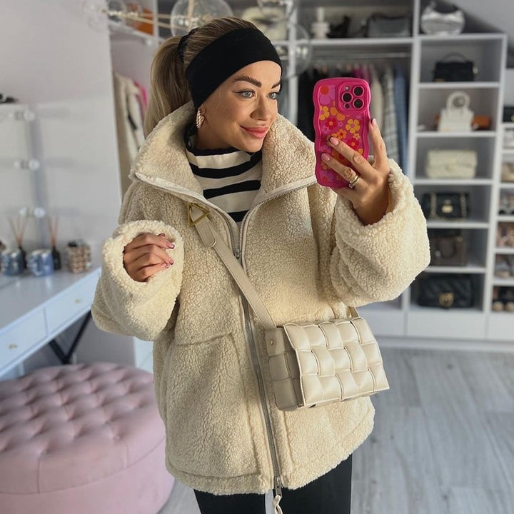 Damen kuschelige Fleecejacke mit hohem Kragen und praktischen Taschen Drune