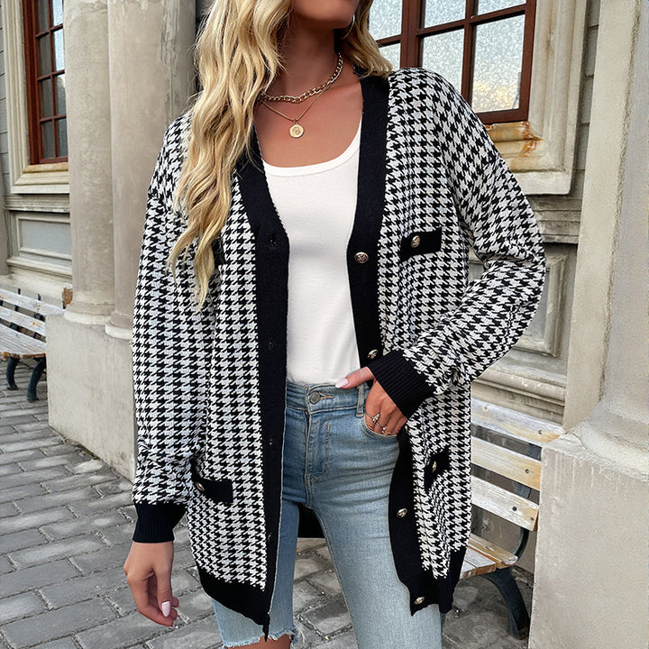 Damen längerer Strickcardigan mit modernem Hahnentritt-Muster und großen Knöpfen Drune