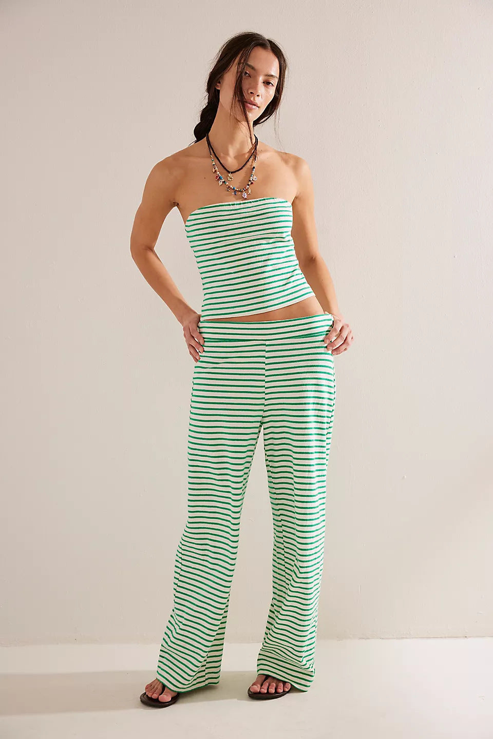 Damen lässiges Loungewear-Set mit geripptem Oberteil und weiten Hosen Drune