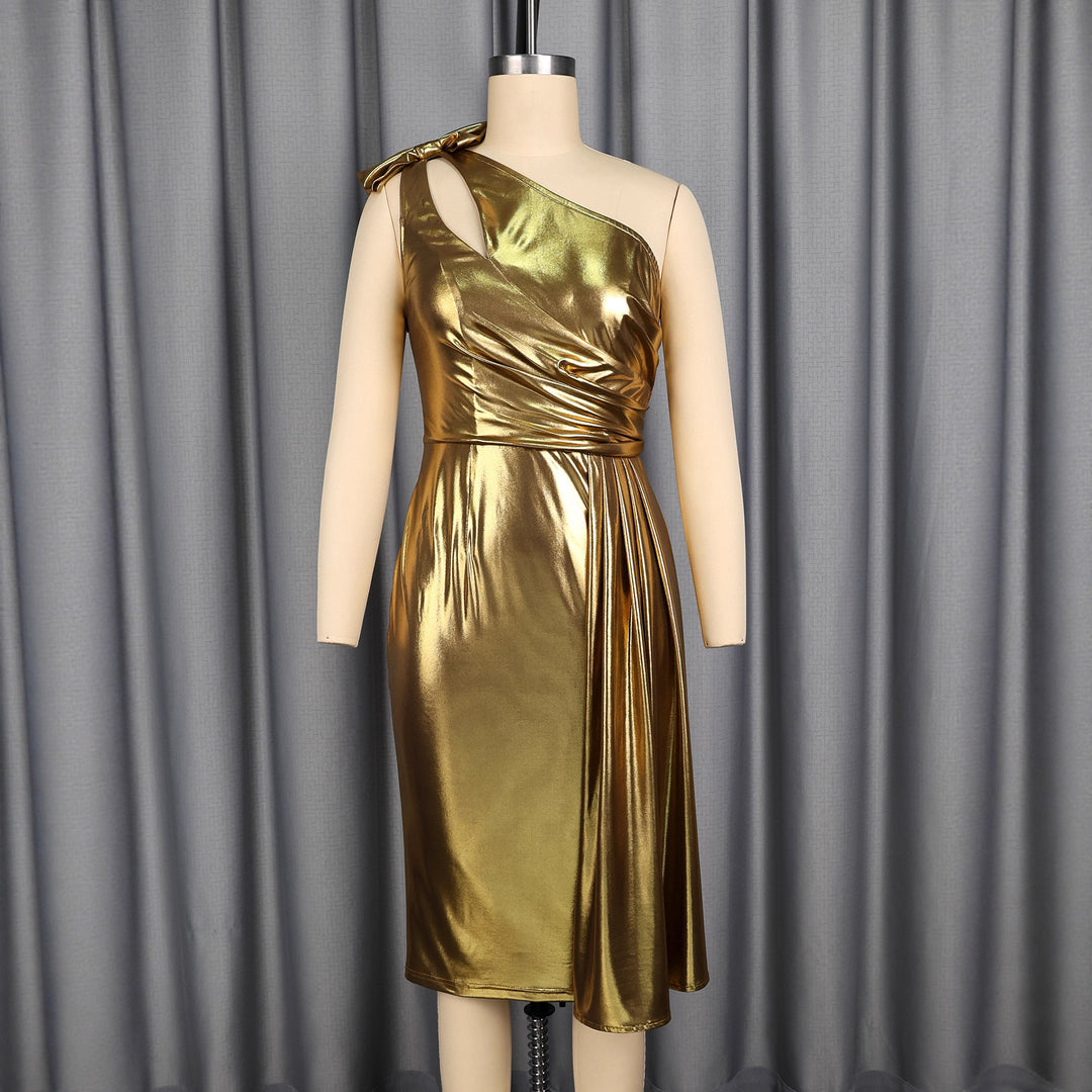 Damen Elegantes Abendkleid mit asymmetrischem Schnitt und voluminösem Drapierungselement Drune
