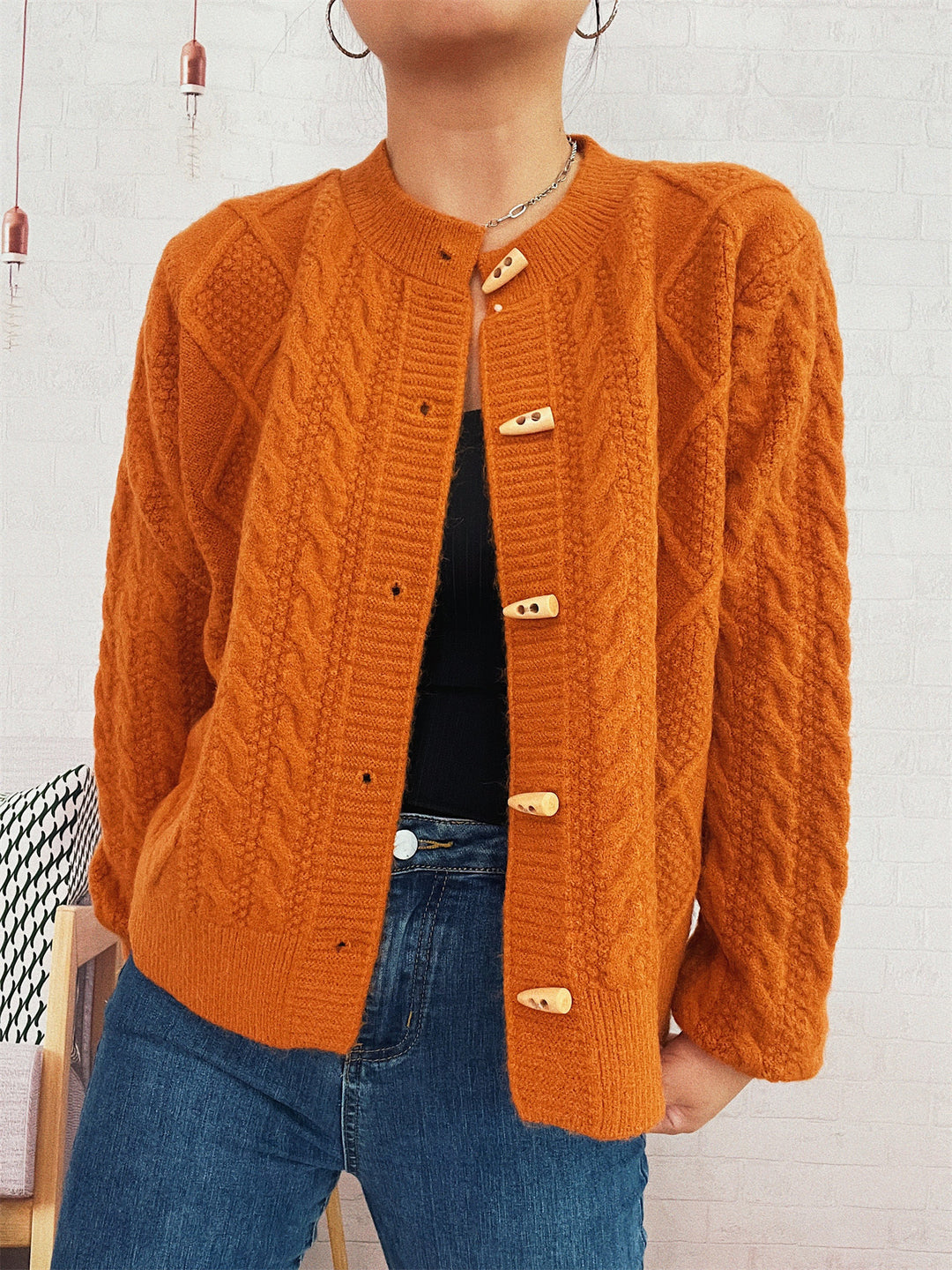 Damen Strickjacke mit dekorativen Knöpfen und strukturierter Webart Drune