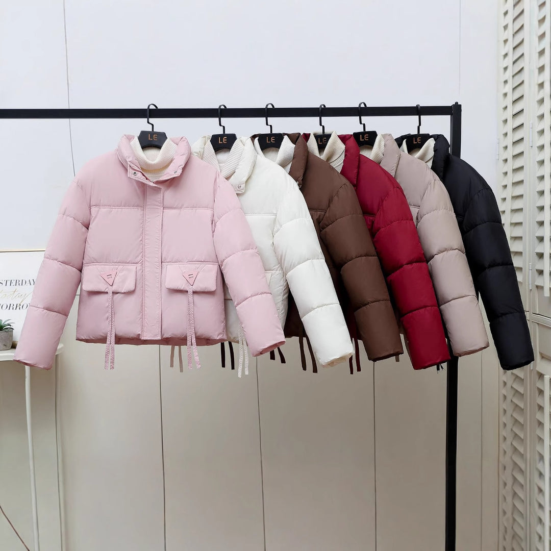 Damen gesteppte Übergangsjacke mit hohem Kragen und modernen praktischen Taschen Drune