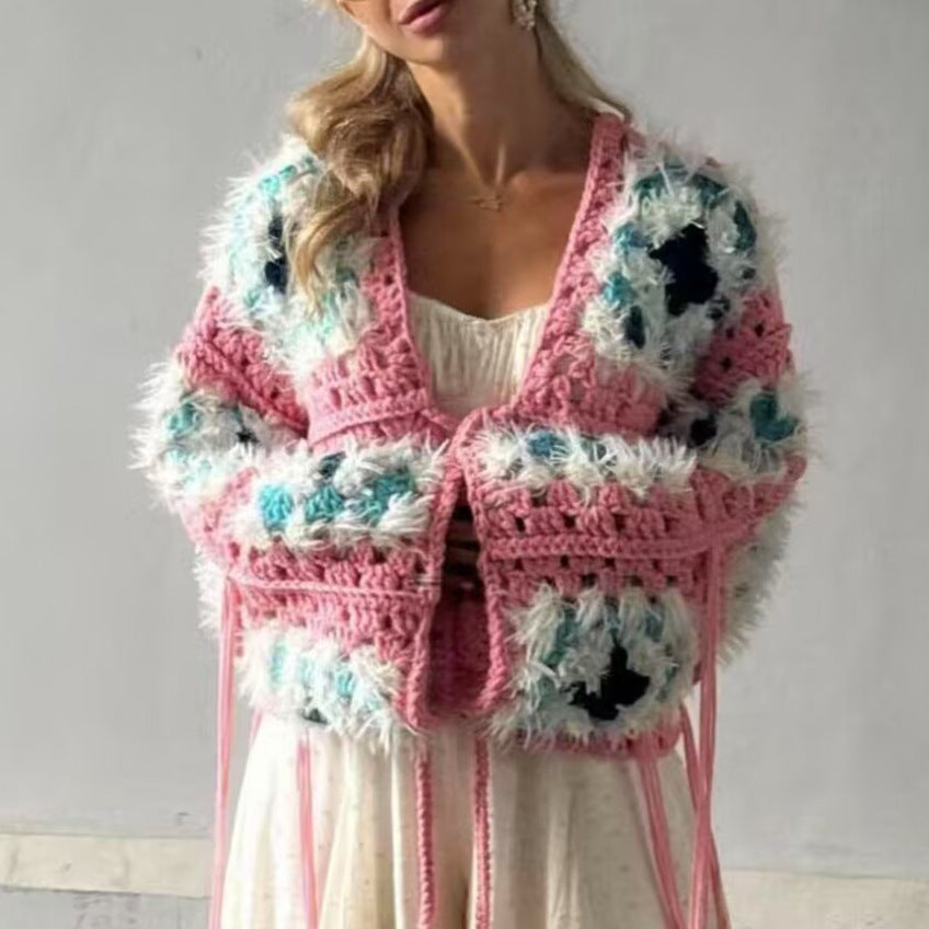 Damen modische Strickjacke im einzigartigen Häkelmuster Drune