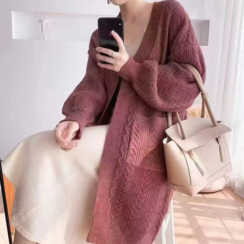 Damen Grobstrick Cardigan mit tiefen Taschen und elegantem Zopfdesign Drune