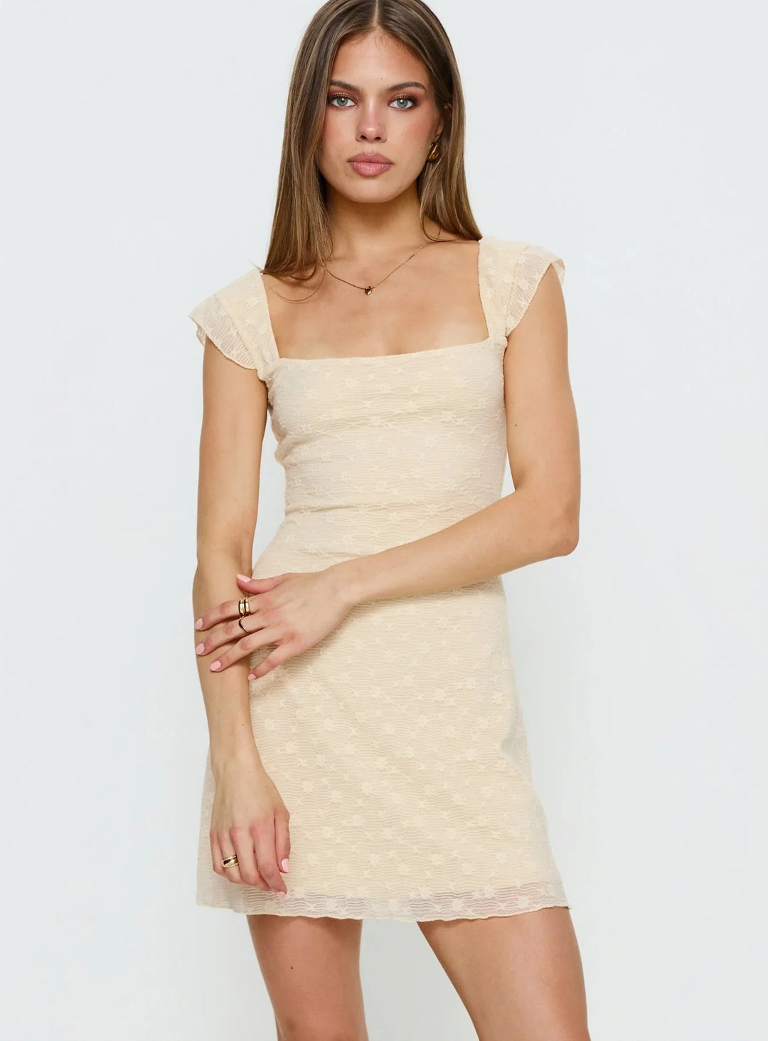 Damen Mini-Rockkleid mit quadratischem Ausschnitt und zarten Spitzenakzenten Drune