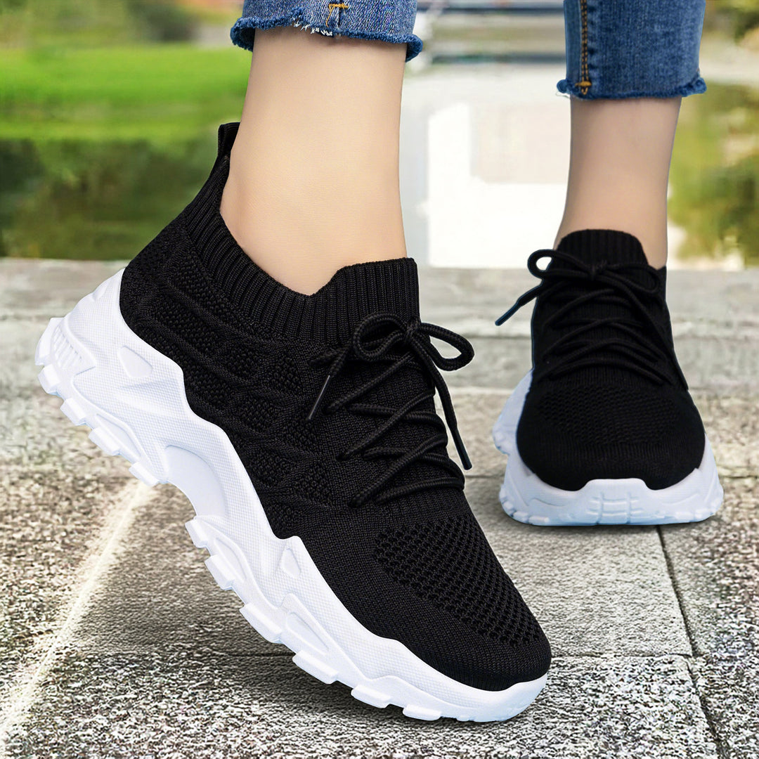 Damen nan gestrickter Plateau-Comfort-Sneaker mit sockenähnlichem Schaft, elastischer Schnürung und geformter Leichtprofilsohle Drune