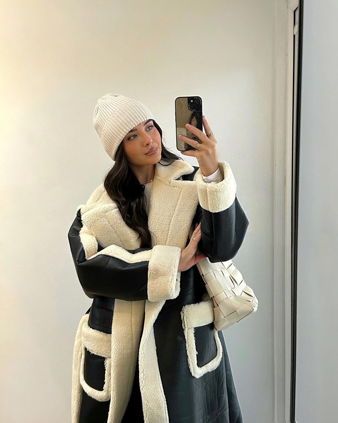 Damen Oversized Kunstfelljacke mit Taschen und elegantem Schnitt Drune
