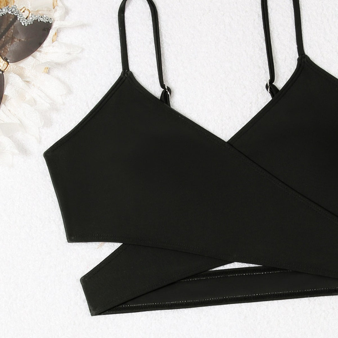 Damen Triangel-Bikini mit elegantem Wickelrock Drune