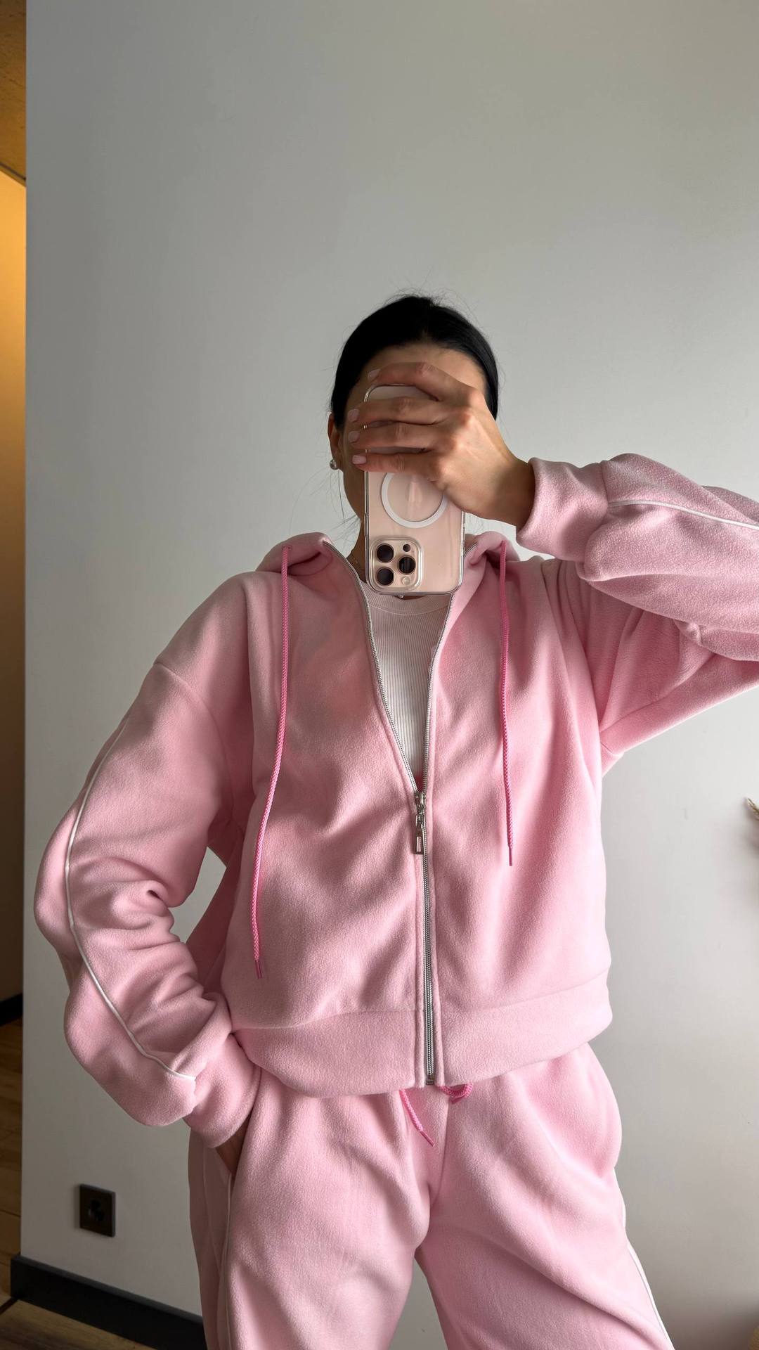 Damen modischer Fleece-Jogginganzug mit Reißverschluss und seitlichen Streifen Drune