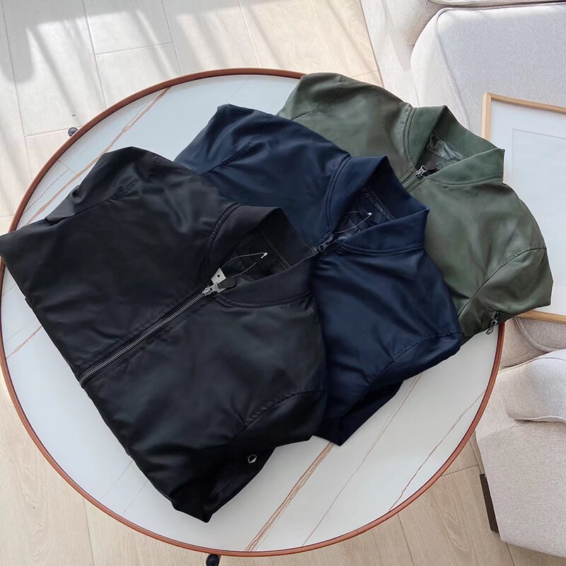 Damen stylische Bomberjacke mit praktischen Reißverschlusstaschen Drune