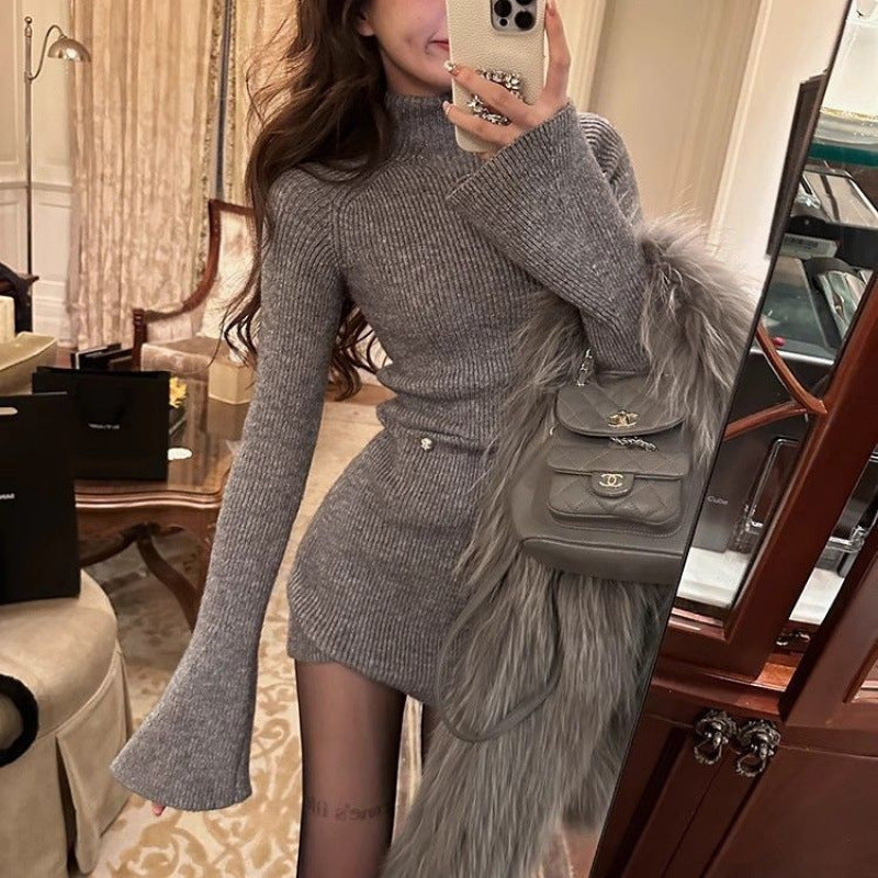 Damen Strickkleid mit hohem Kragen und weitem Ärmel Drune