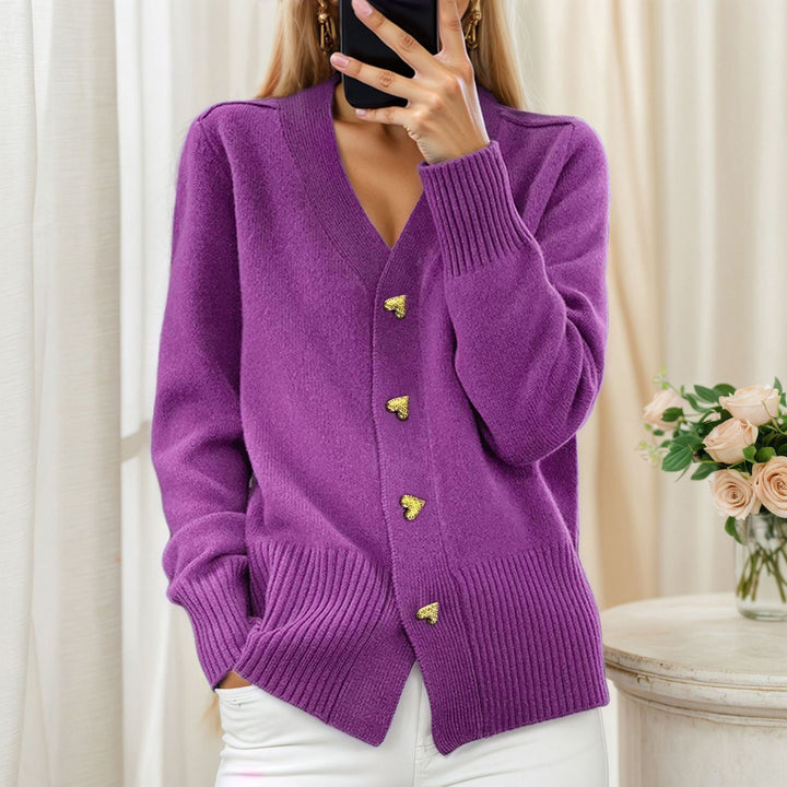 Damen Strickjacke mit Herzknöpfen und lässigem Schnitt Drune