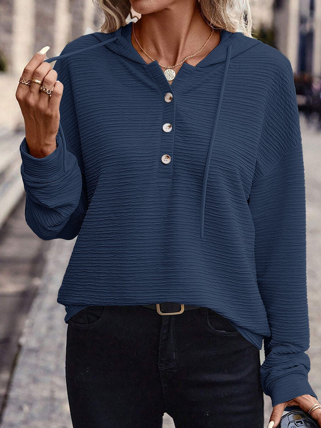 Damen Kapuzenshirt mit Knopfleiste und strukturierter Oberfläche Drune