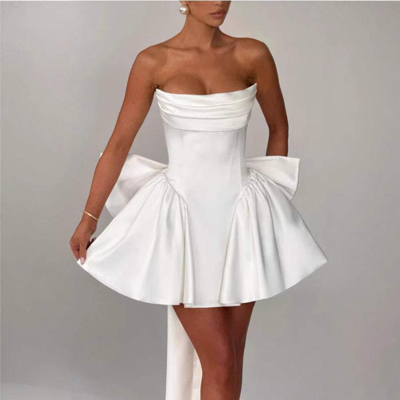 Damen Bandeau Cocktailkleid mit fließendem Rock und schwingendem Saum Drune