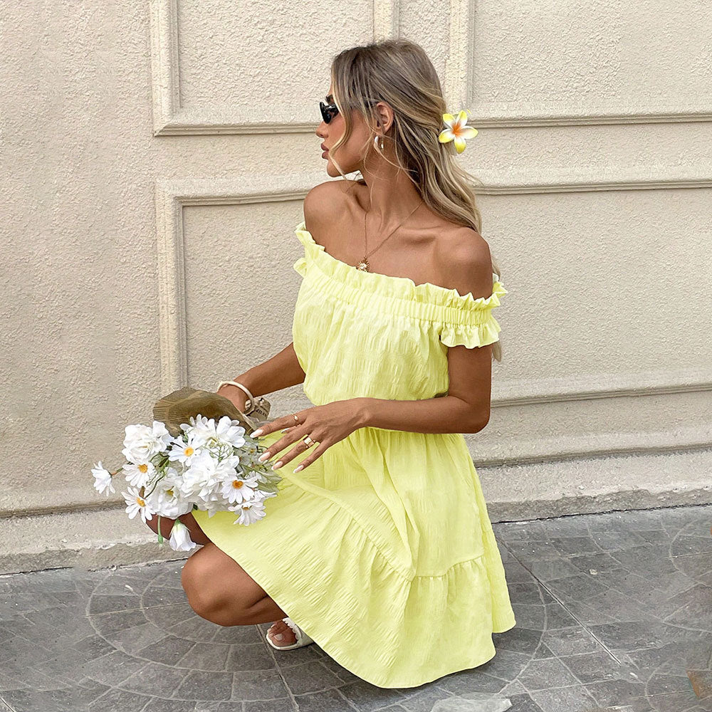 Damen kurzes Sommerkleid mit verspieltem Rüschensaum und schulterfreiem Design Drune