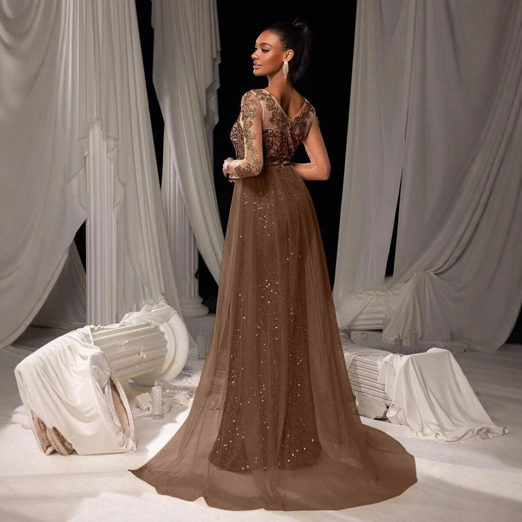 Damen Glamouröses Abendkleid mit schimmerndem Spitzenoberteil und fließendem Tüllumhang Drune
