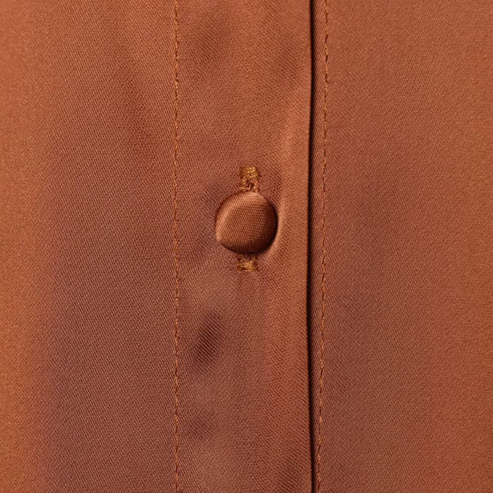 Damen Seidenbluse mit eleganten Federn an den Ärmelabschlüssen Drune