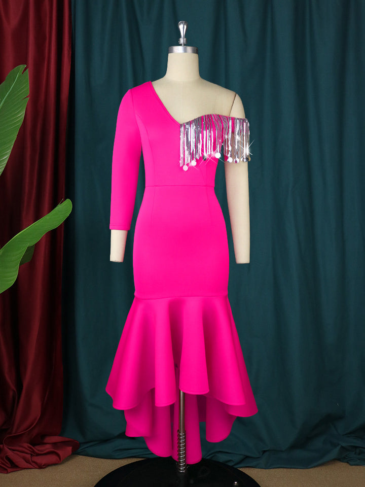 Damen elegantes Kleid mit asymmetrischem Ausschnitt und schwingendem Rüschenrock Drune