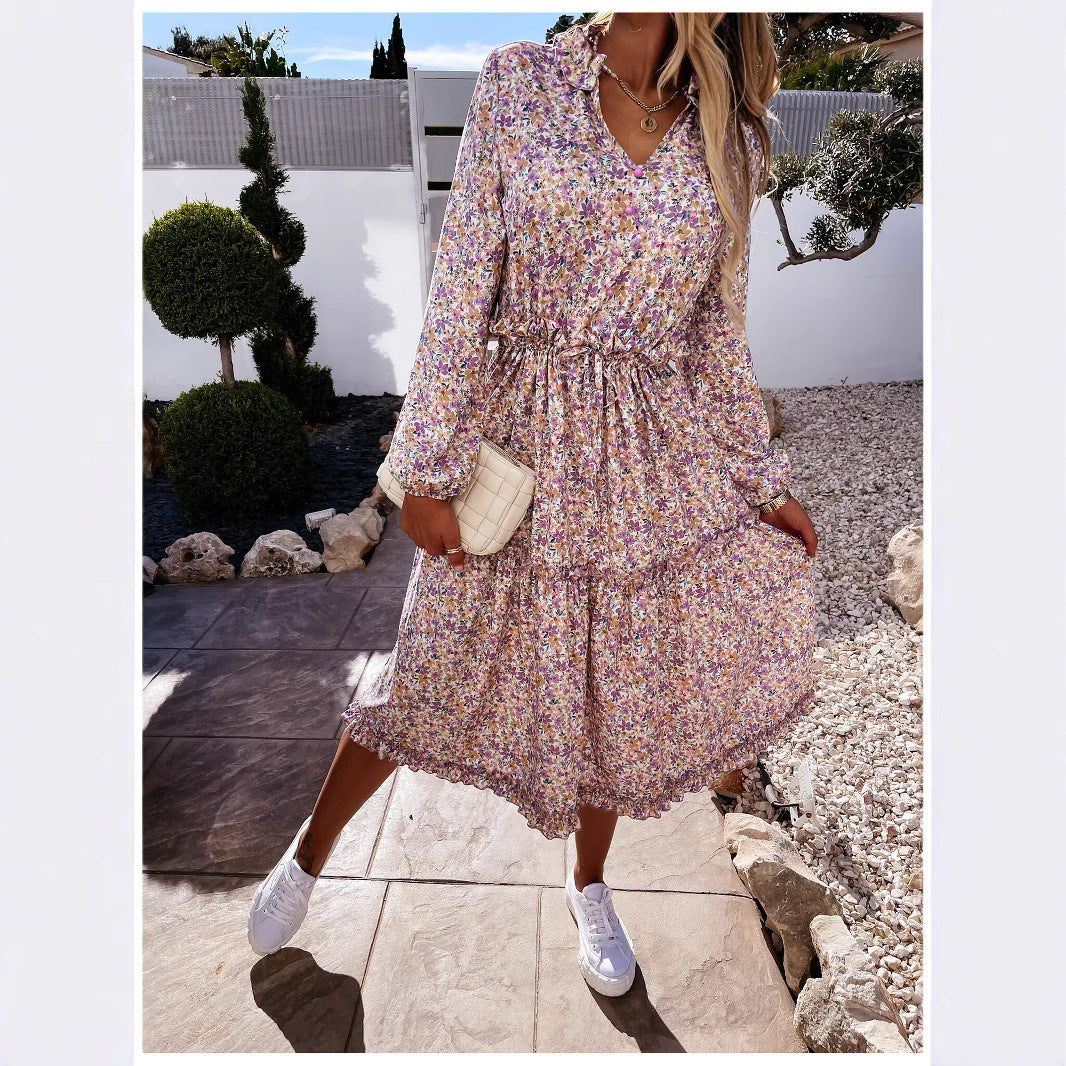 Damen Blumenkleid mit verspielten Rüschendetails und knielangem Schnitt Drune