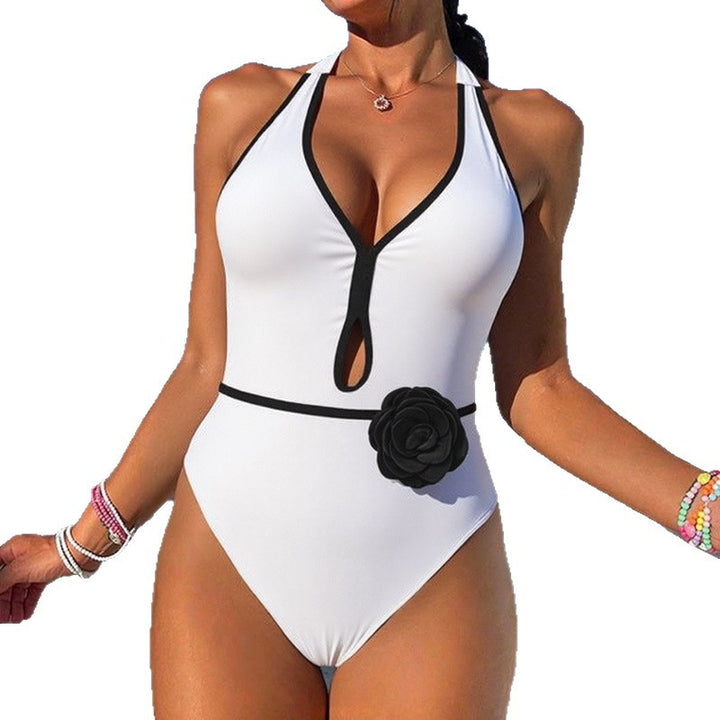 Damen Eleganter Badeanzug mit einzigartigem Schlitz und floralen Akzenten Drune