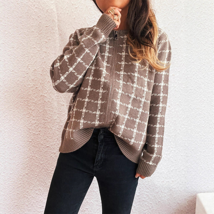 Damen Strickjacke mit modernem Karomuster und praktischen Taschen Drune