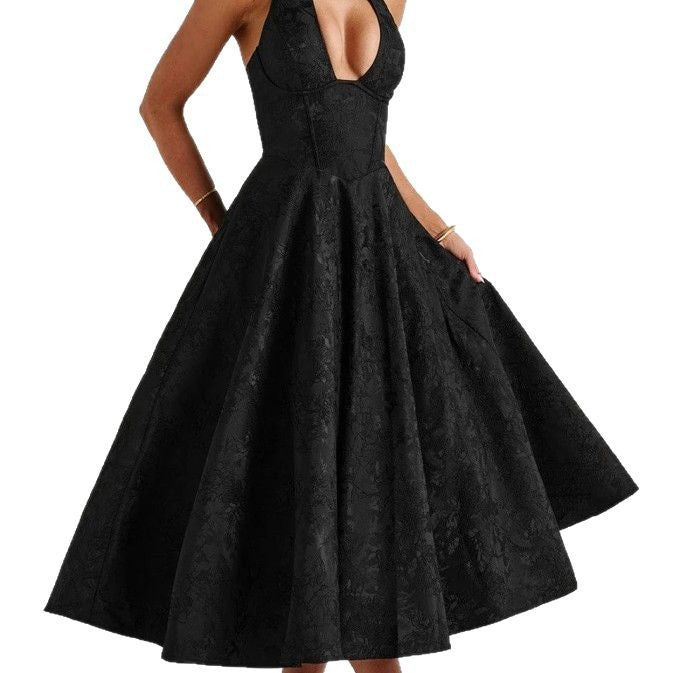 Damen Elegantes Halterneck-Ballkleid mit fließendem Rock Drune